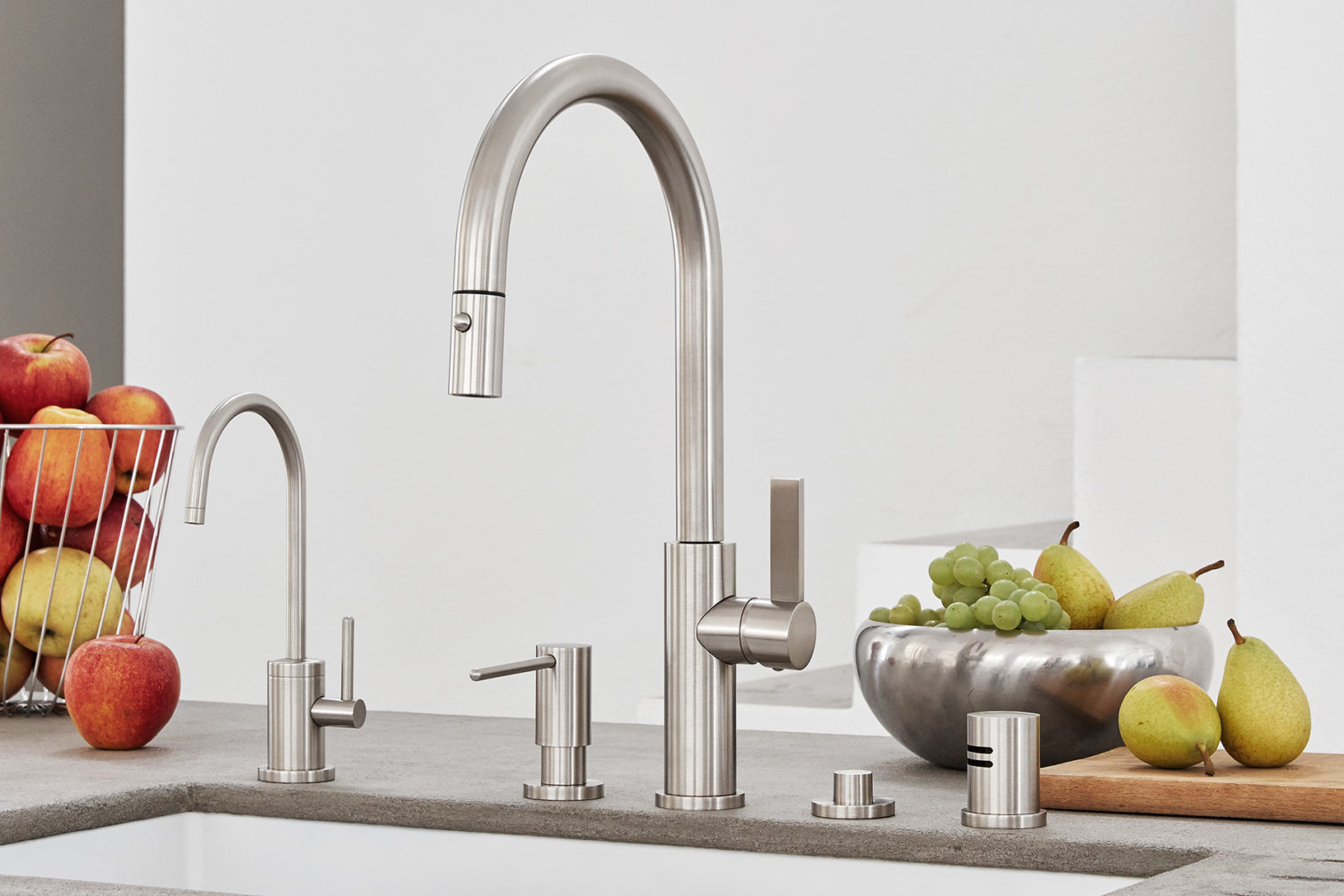 California Faucets Corsano™ Culinary PullOut Kitchen Faucet Wins "Best