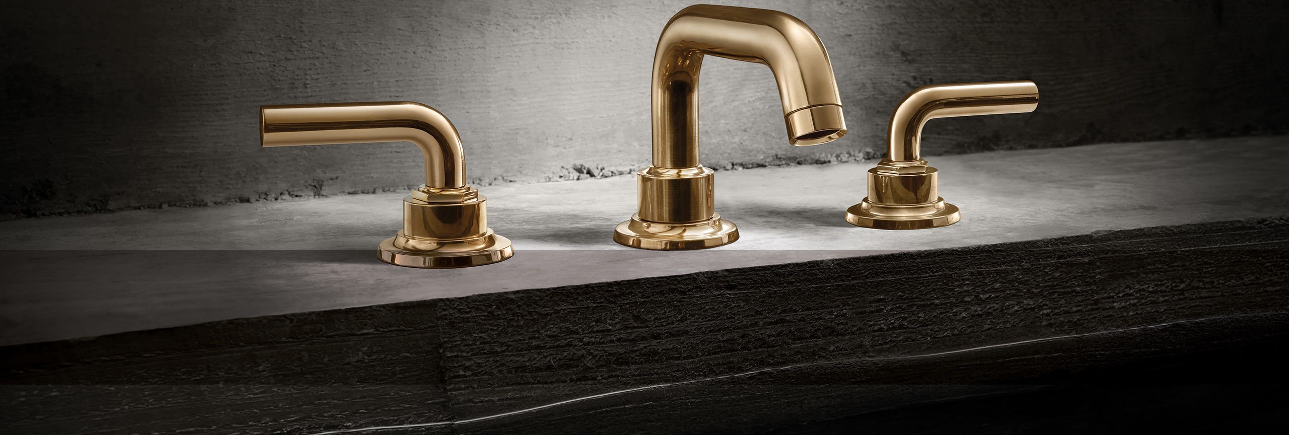 Descanso-burnished-brass-bathroom-faucets-page-header